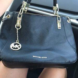 Micheal Kors Purse